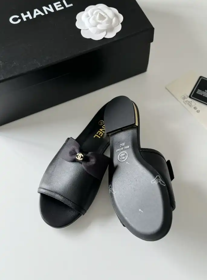 hype Chanel Slippers