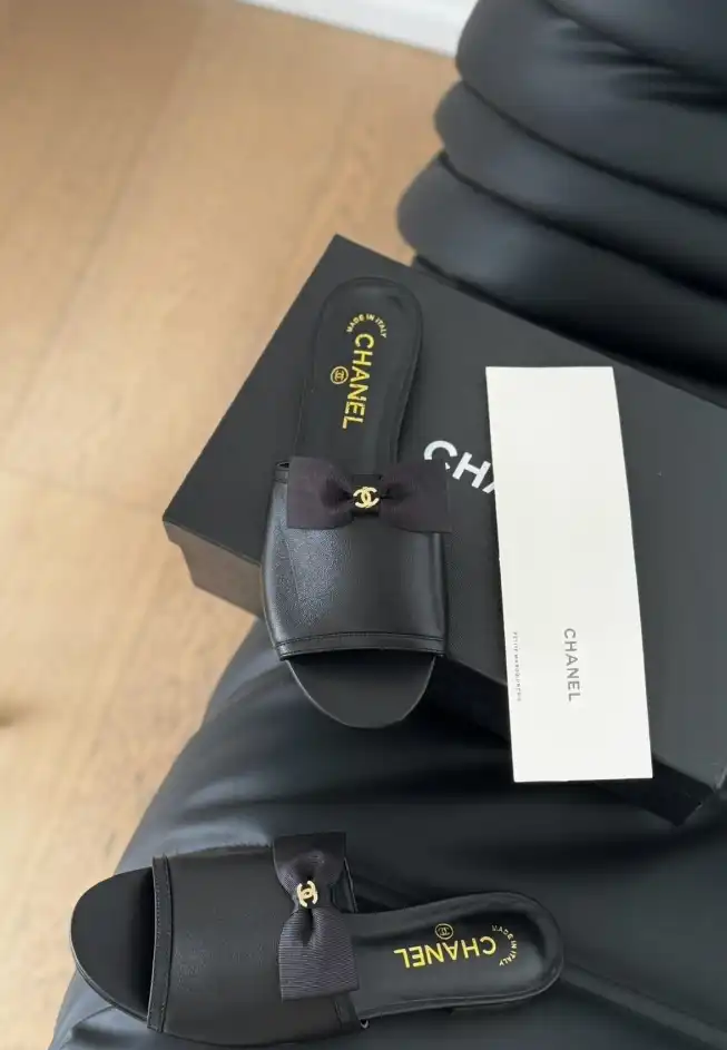 hype Chanel Slippers