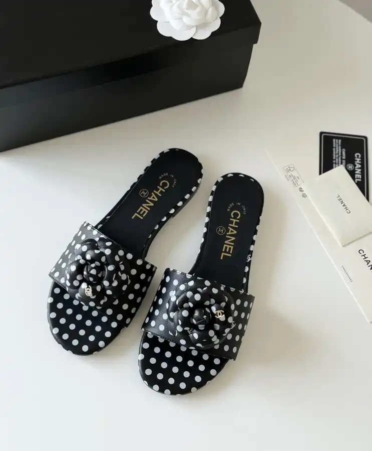 hype Chanel Slippers