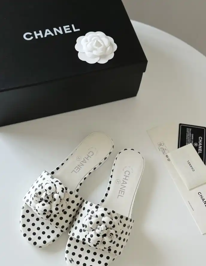 hype Chanel Slippers