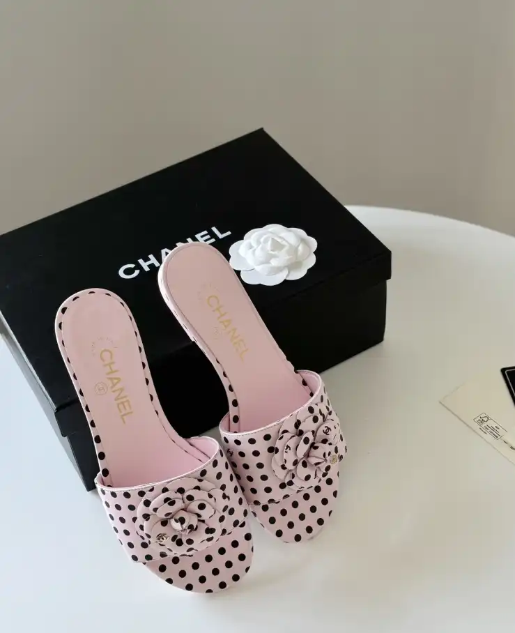 hype Chanel Slippers