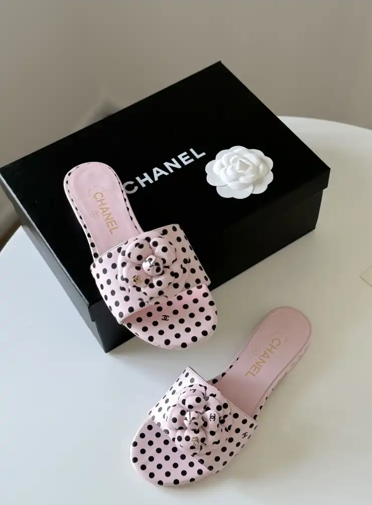 hype Chanel Slippers