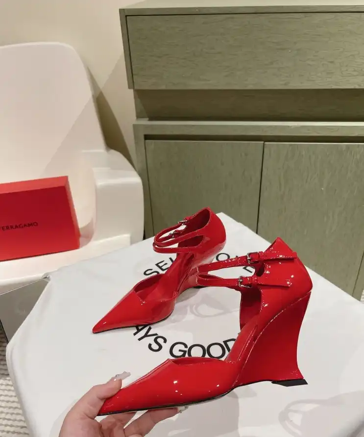 hype Ferragamo High Heels