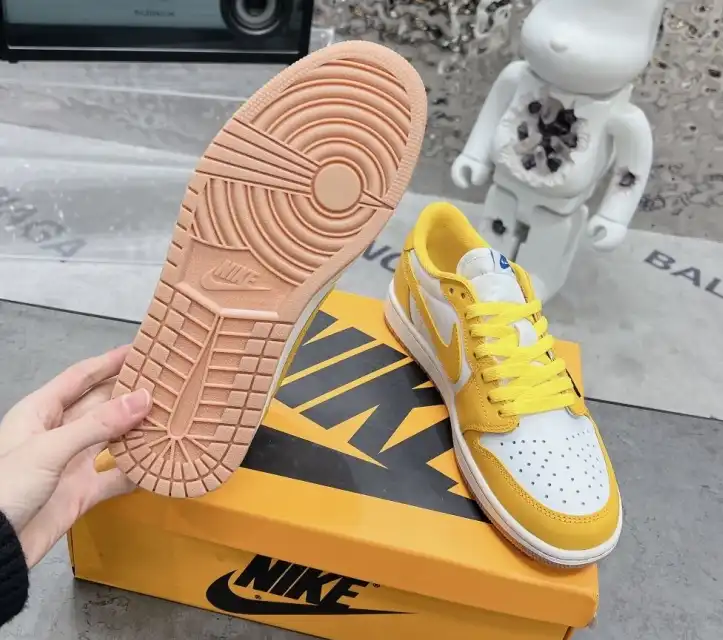 hype Nike Sneakers