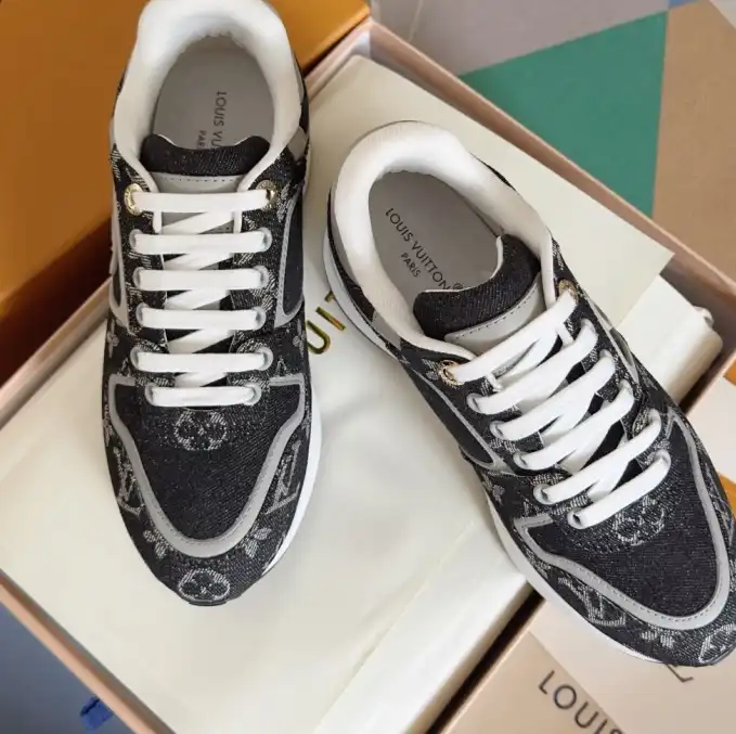 hype Louis Vuitton Sneakers