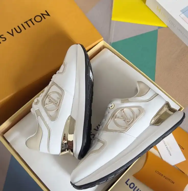 hype Louis Vuitton Sneakers