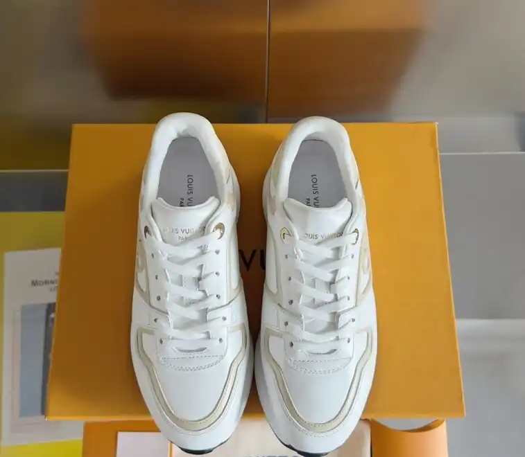 hype Louis Vuitton Sneakers