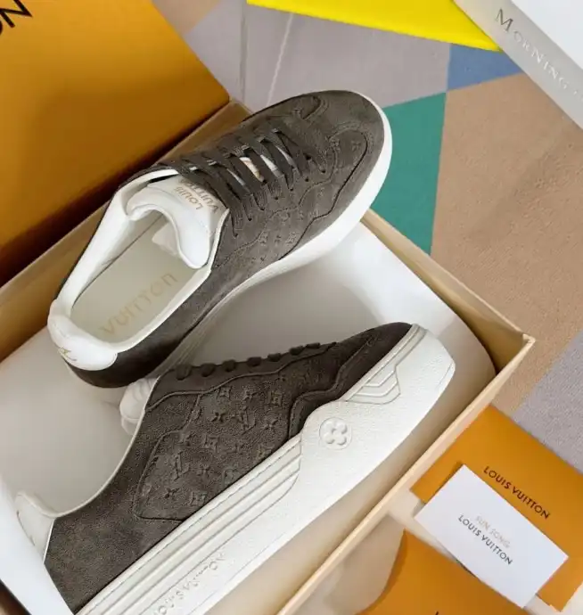 hype Louis Vuitton Sneakers