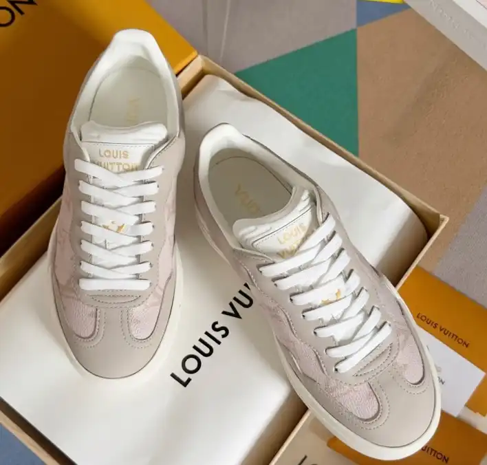 hype Louis Vuitton Sneakers