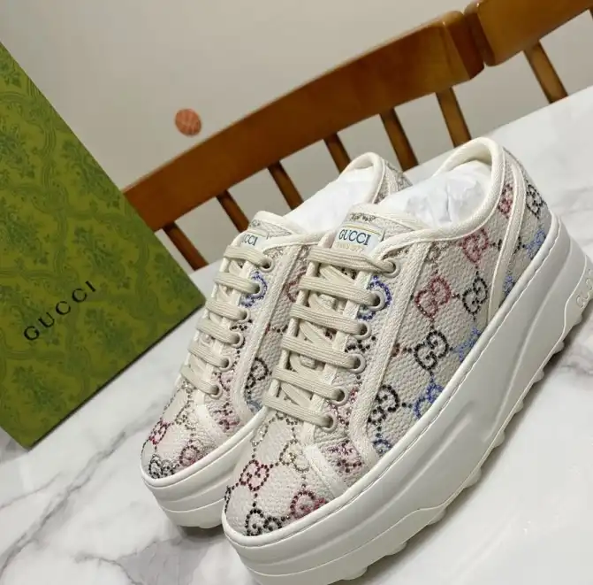 hype Gucci Sneakers