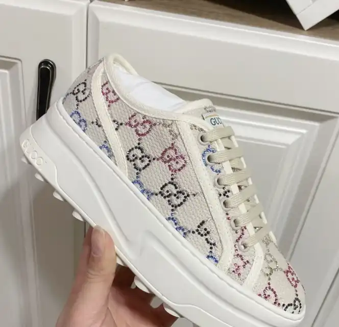 hype Gucci Sneakers