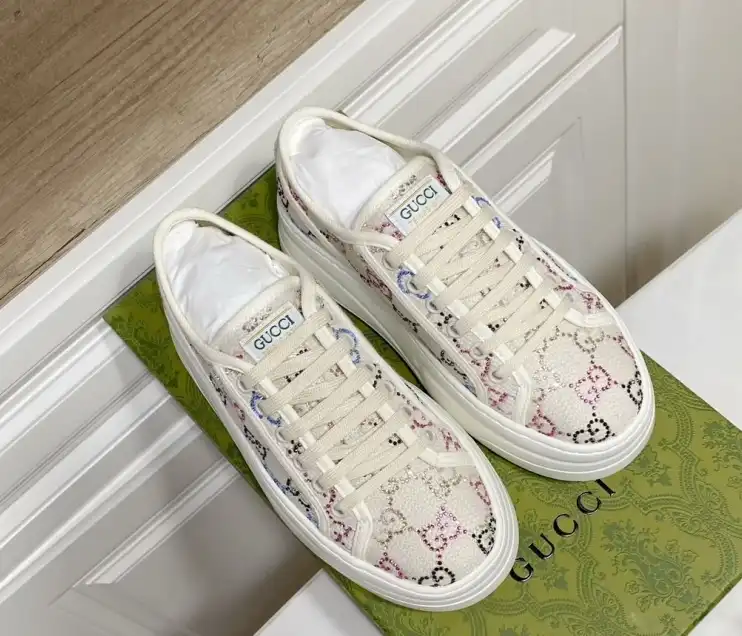 hype Gucci Sneakers