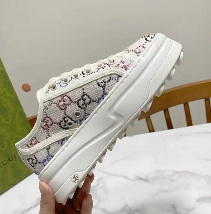 hype Gucci Sneakers