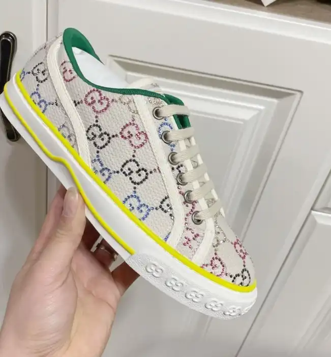 hype Gucci Sneakers