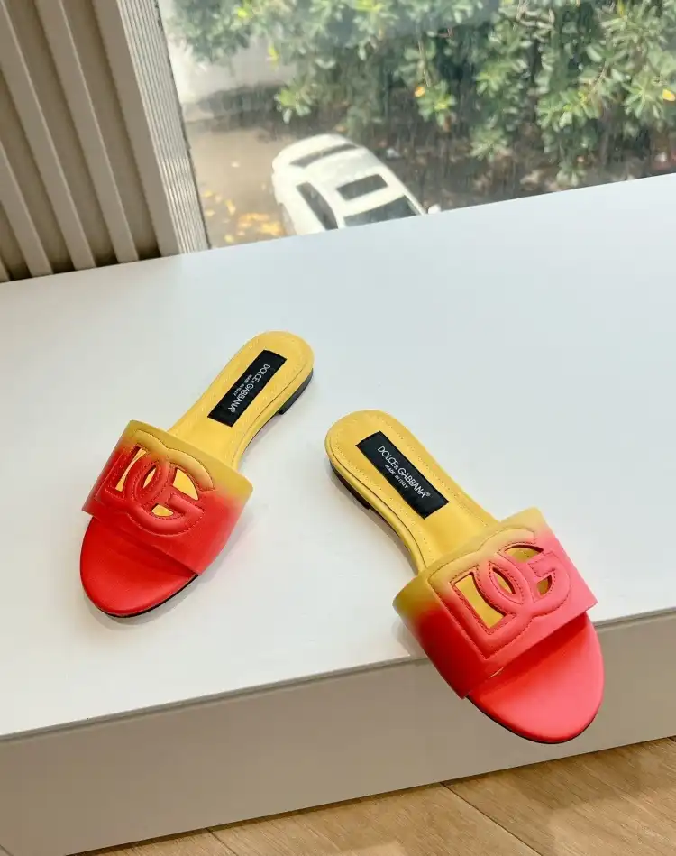 hype Dolce & Gabbana Slippers