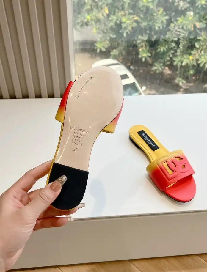 hype Dolce & Gabbana Slippers