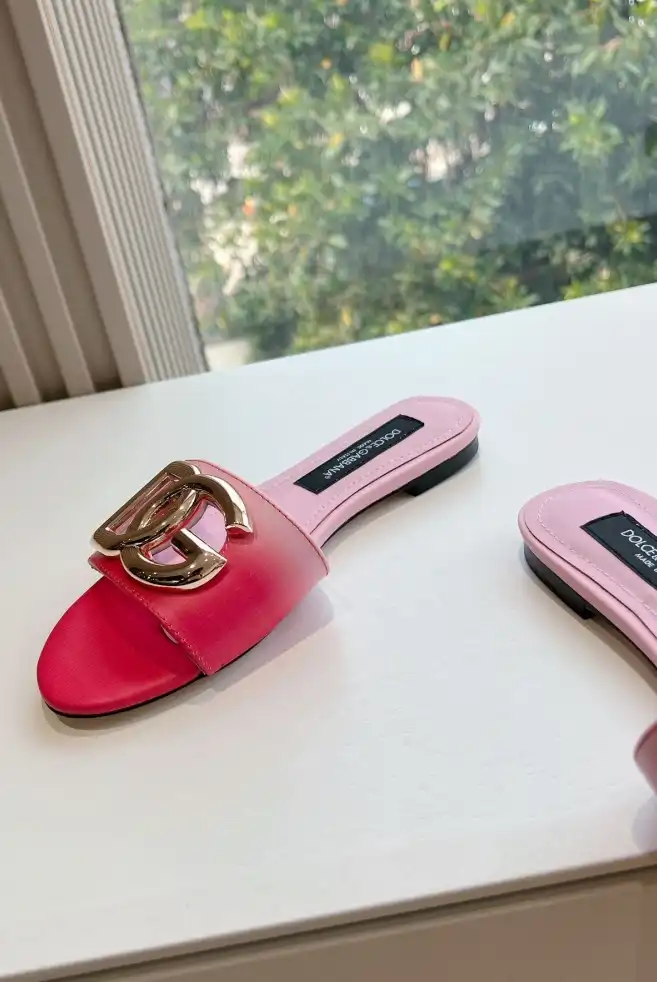 hype Dolce & Gabbana Slippers