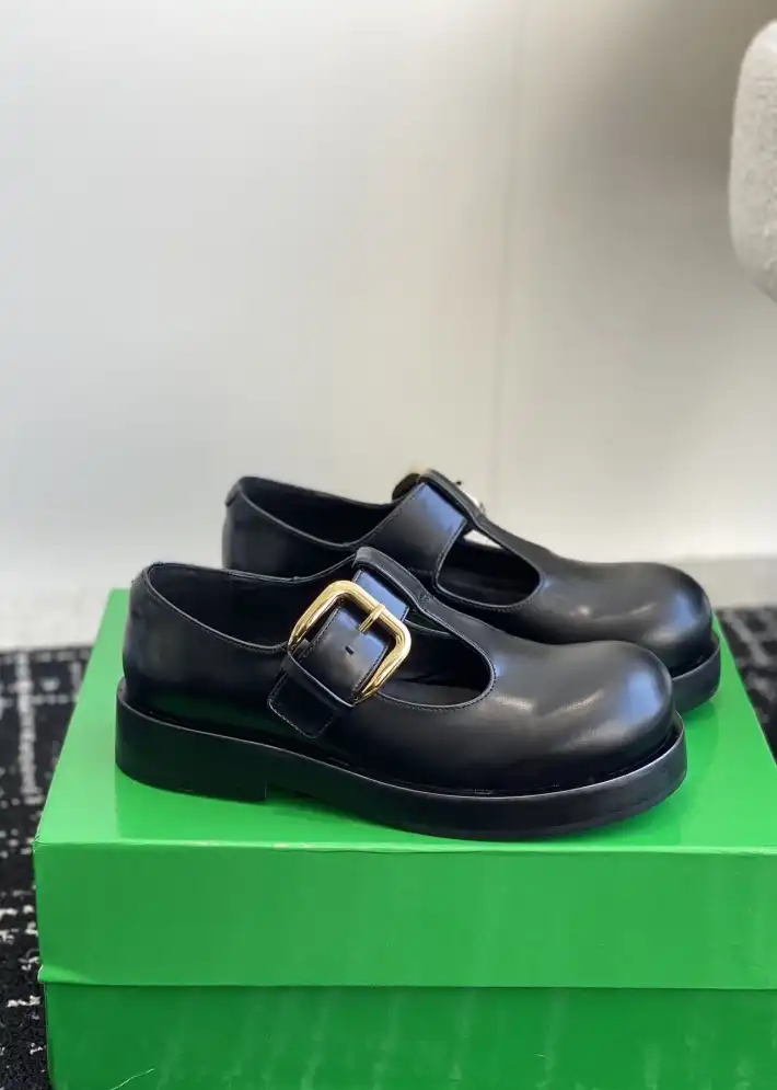 hype Bottega Veneta Leather Shoes