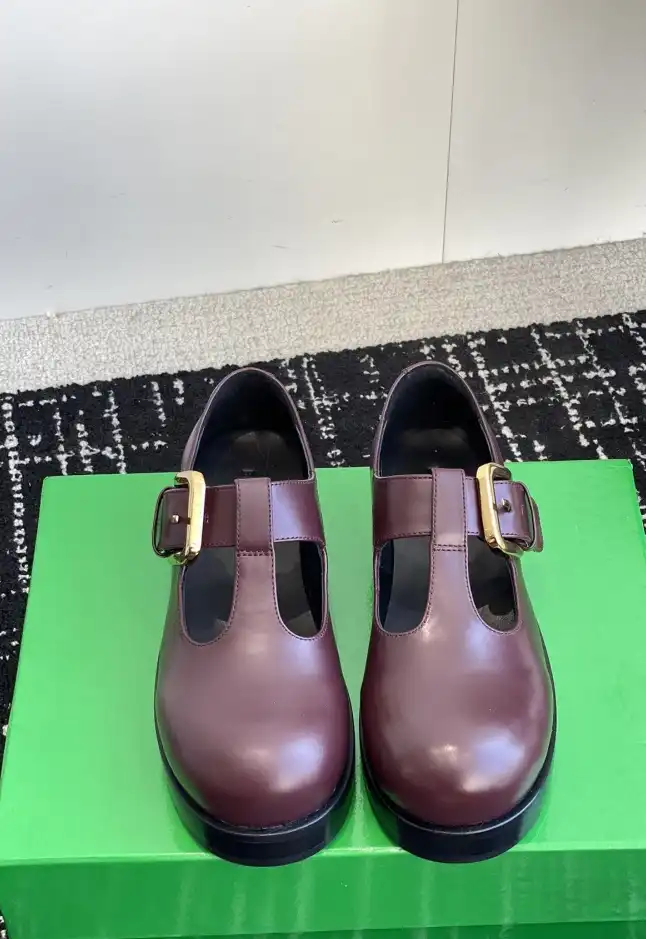 hype Bottega Veneta Leather Shoes