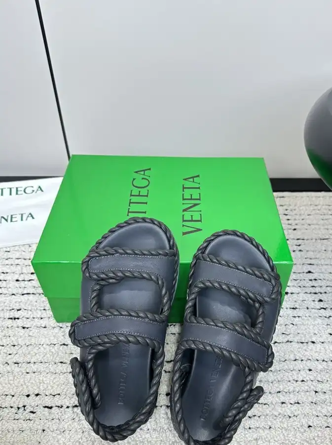 hype Bottega Veneta Sandals