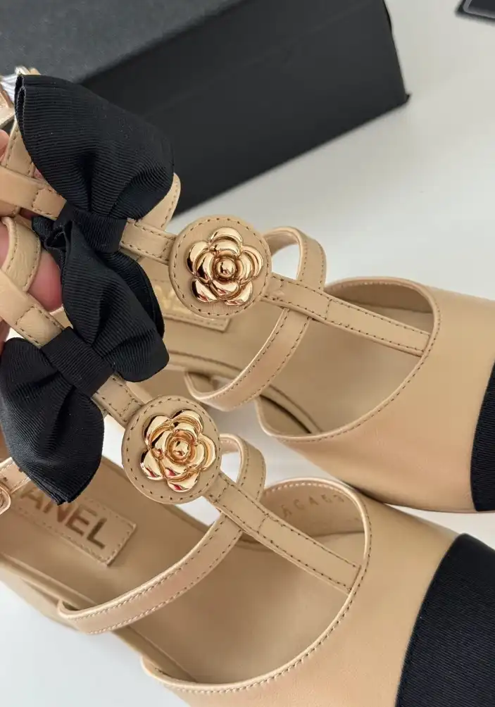 hype Chanel High Heels