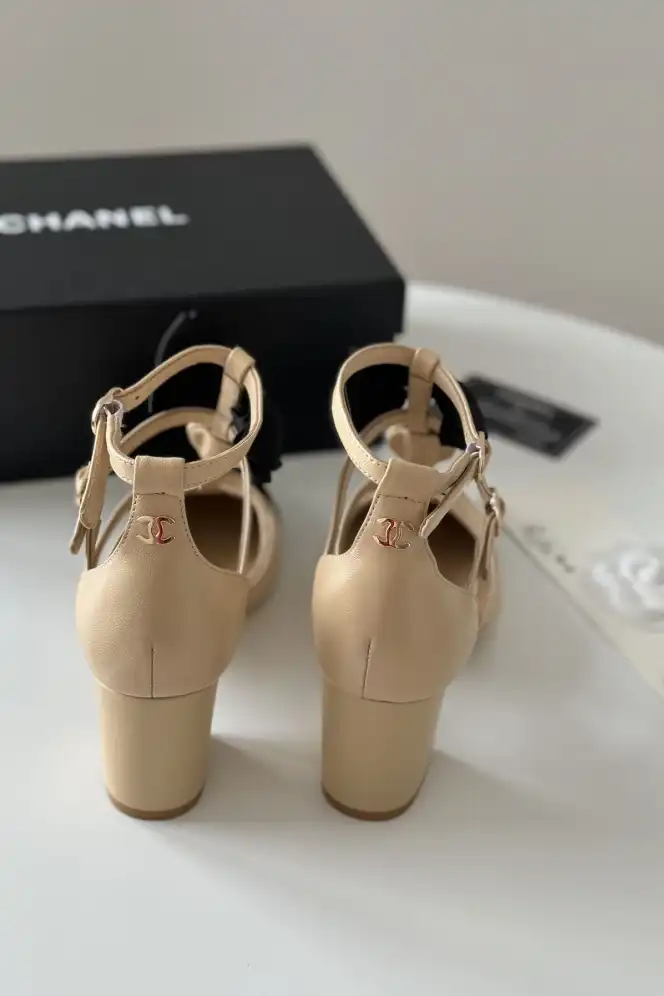 hype Chanel High Heels