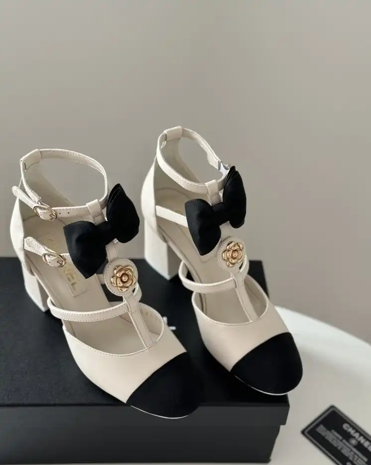 hype Chanel High Heels