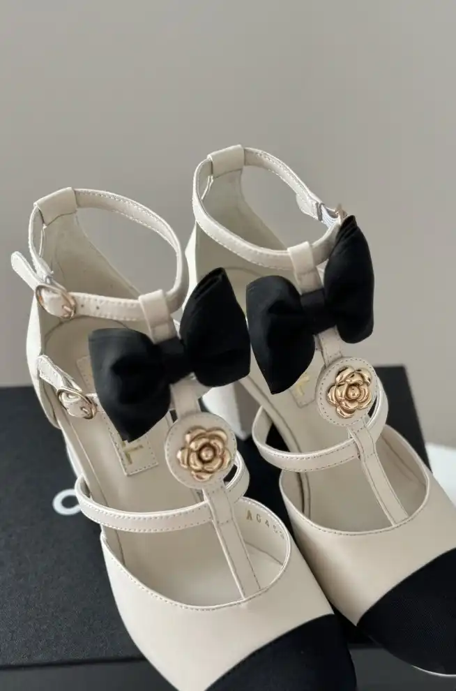 hype Chanel High Heels