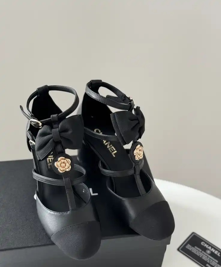 hype Chanel High Heels