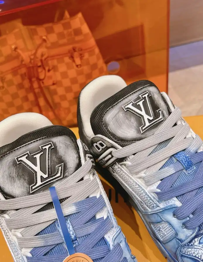 hype Louis Vuitton Sneakers