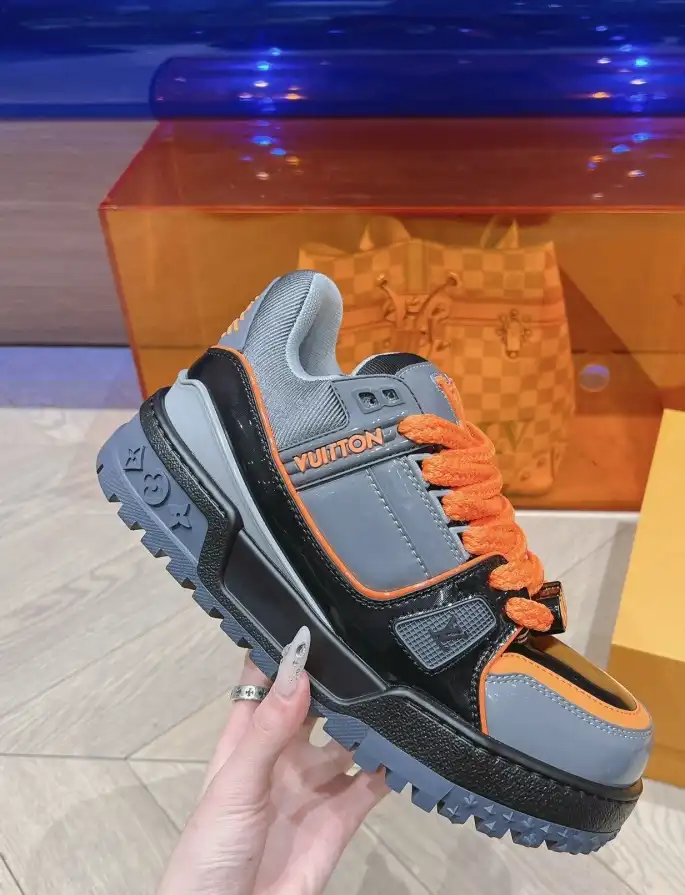 hype Louis Vuitton Sneakers