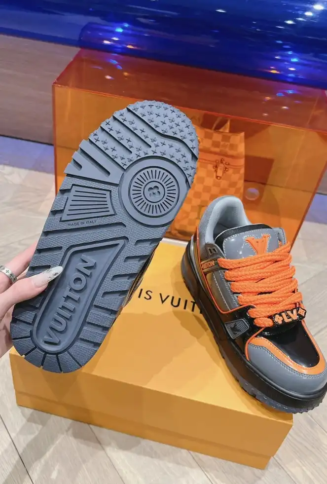 hype Louis Vuitton Sneakers