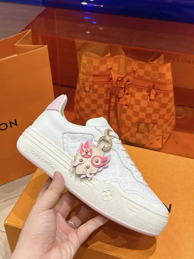 hype Louis Vuitton Sneakers