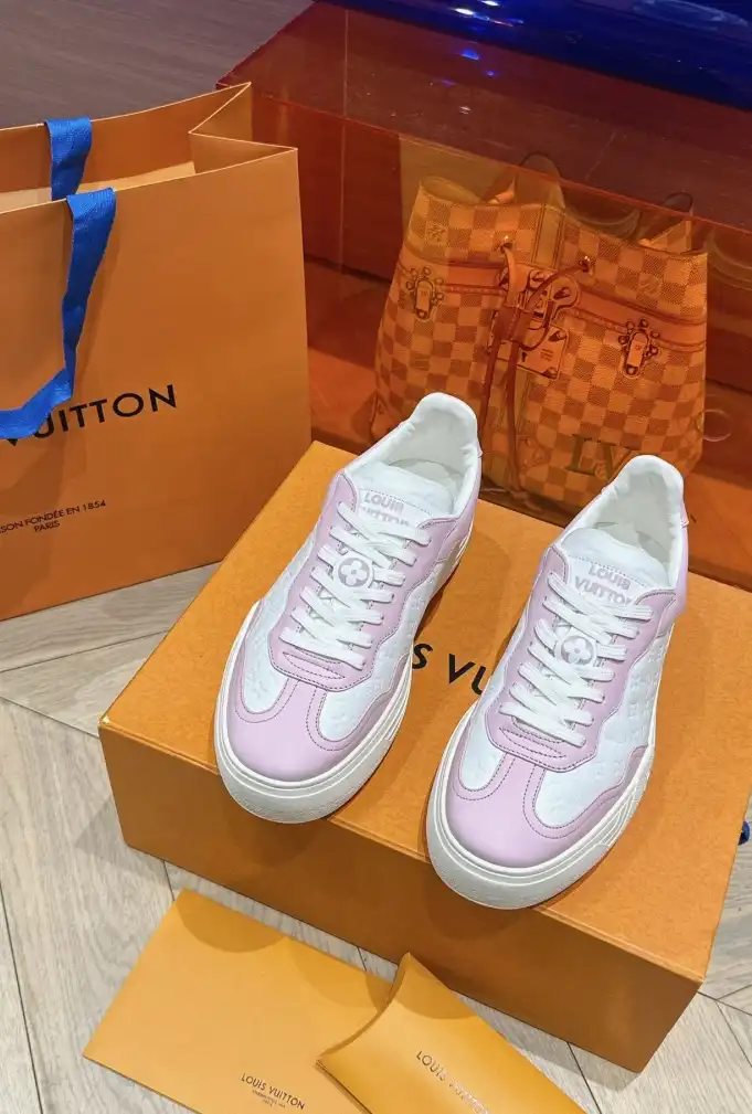 hype Louis Vuitton Sneakers