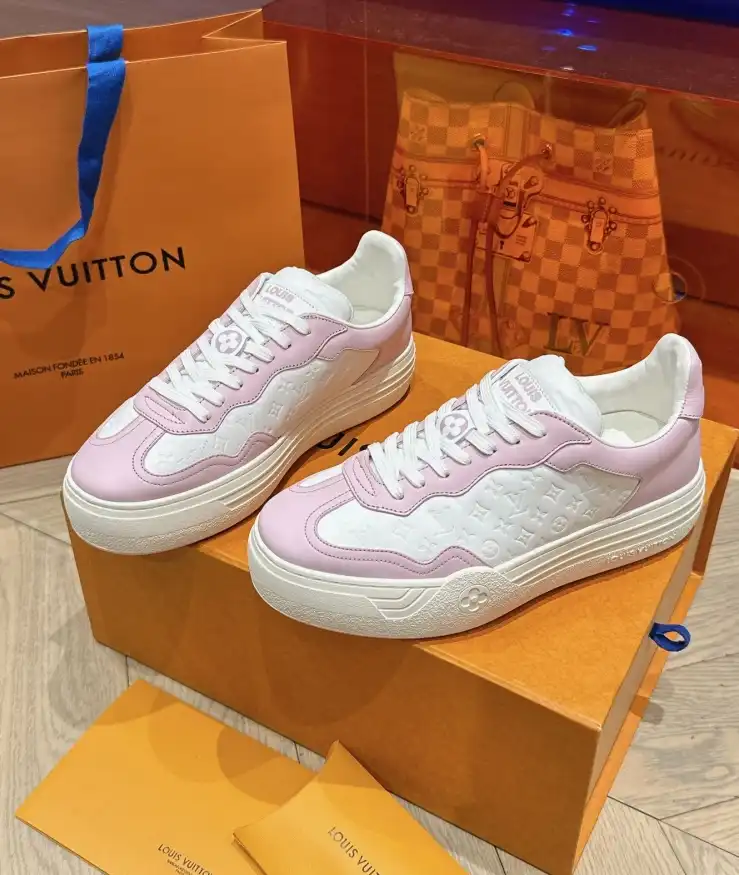 hype Louis Vuitton Sneakers