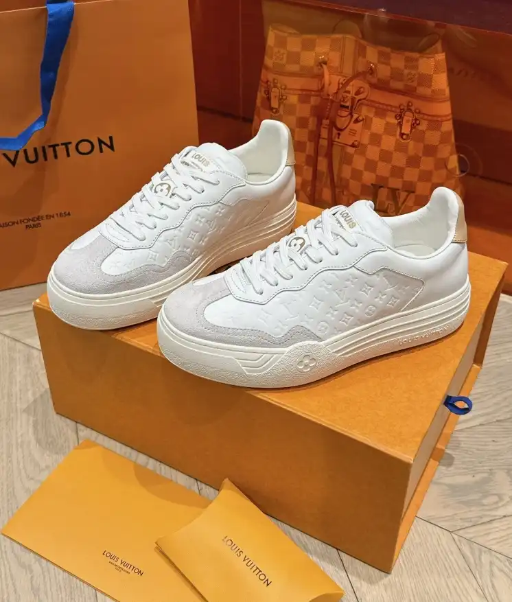 hype Louis Vuitton Sneakers