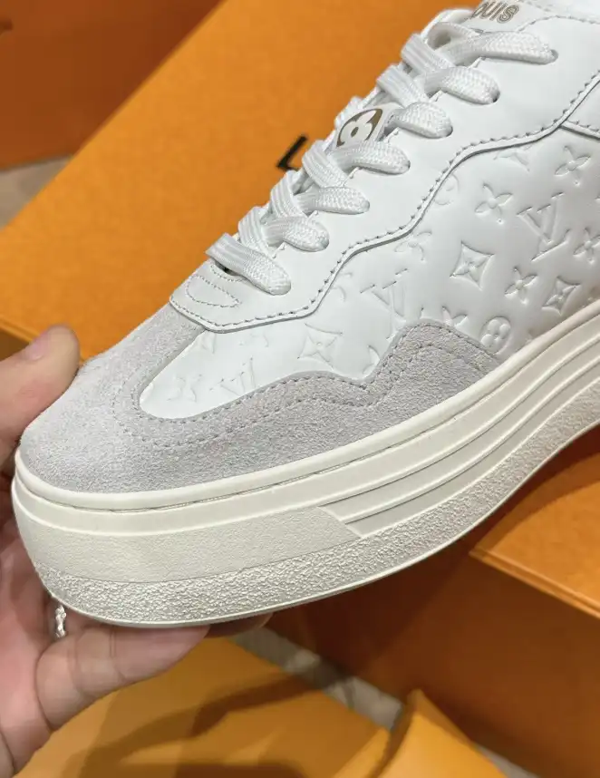 hype Louis Vuitton Sneakers