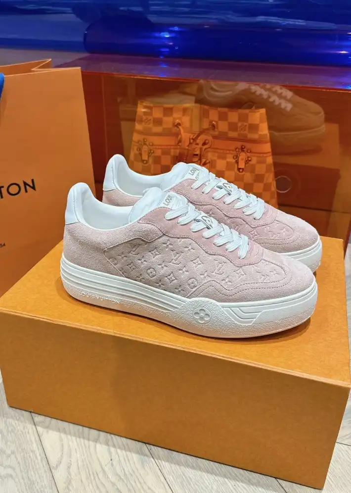 hype Louis Vuitton Sneakers