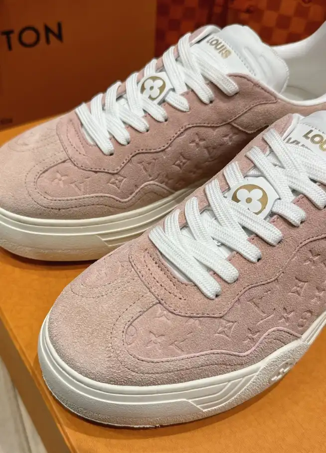 hype Louis Vuitton Sneakers