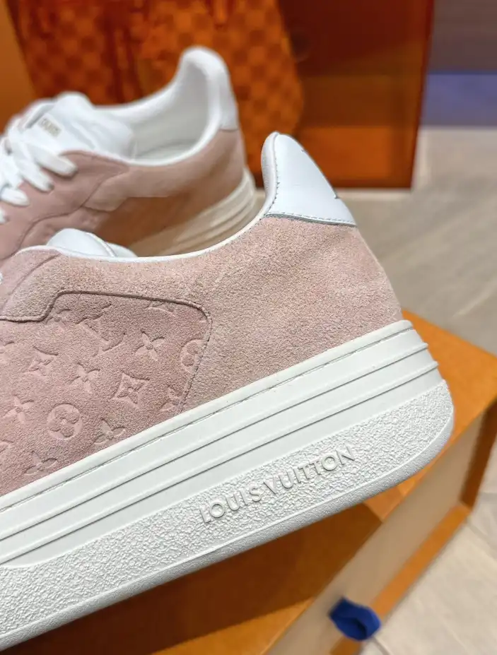 hype Louis Vuitton Sneakers