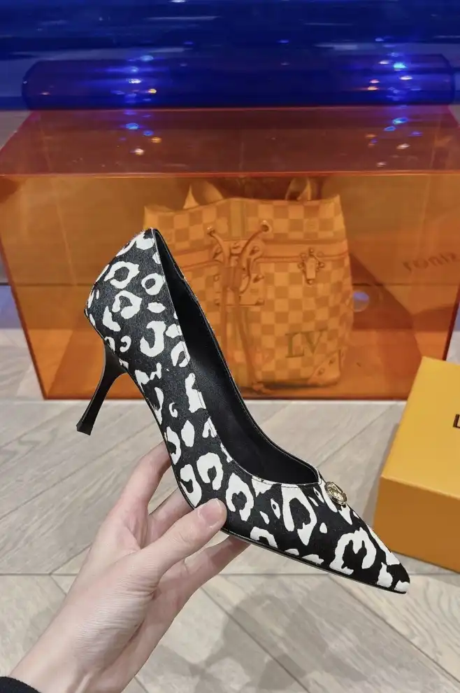 hype LV High Heels