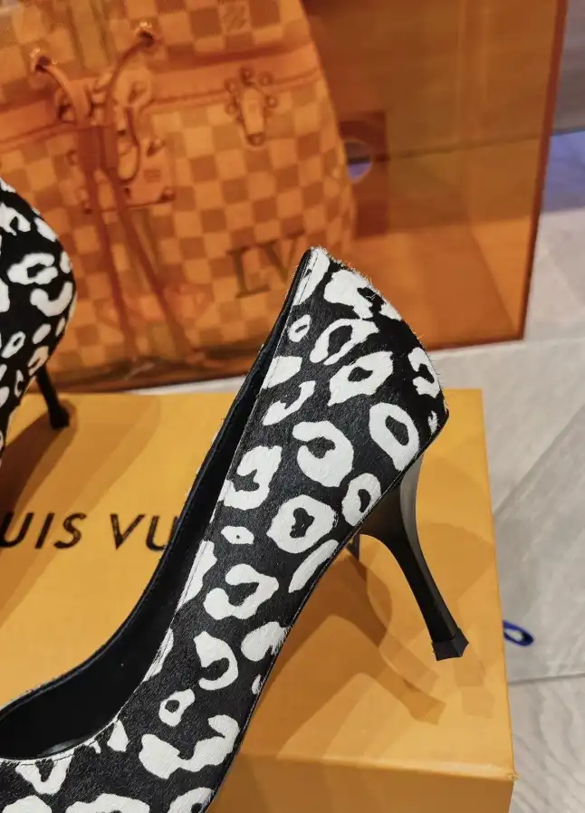 hype LV High Heels