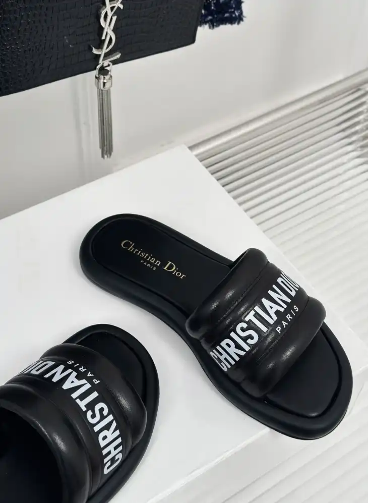 hype Christian Dior Slippers