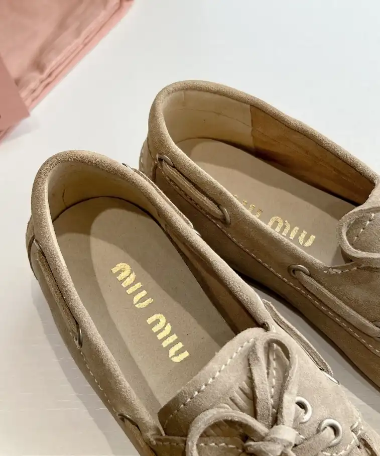 hype Miu Miu Leather Shoes