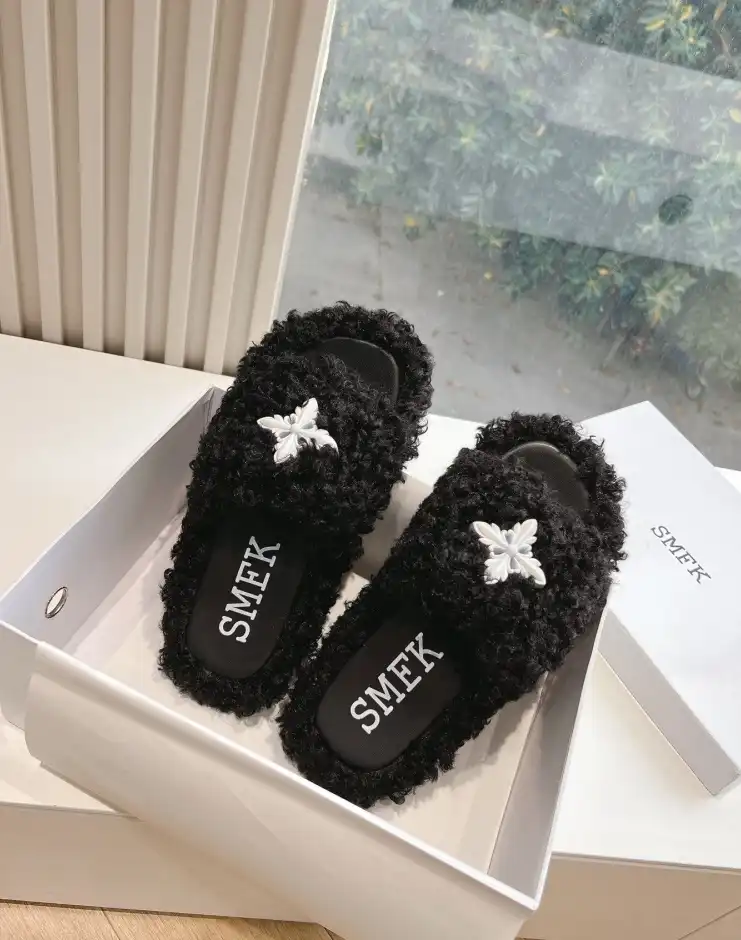 hype Other Slippers