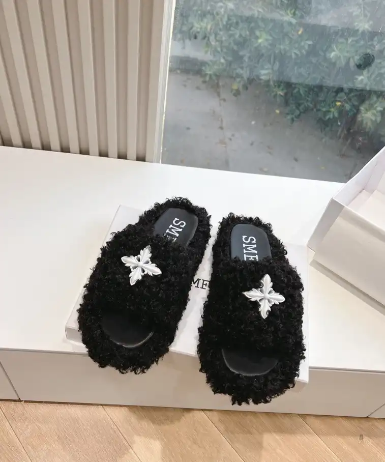 hype Other Slippers