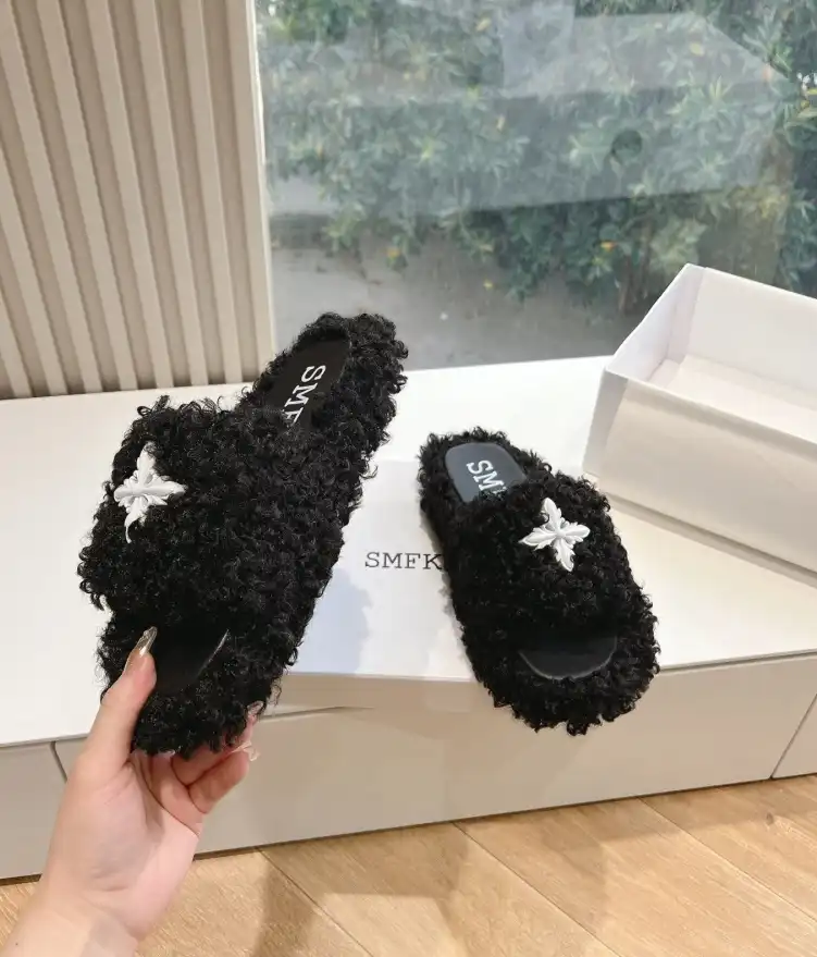 hype Other Slippers