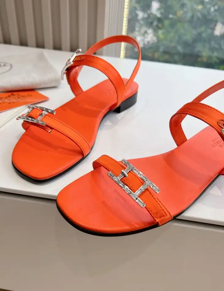 hype Hermes Sandals