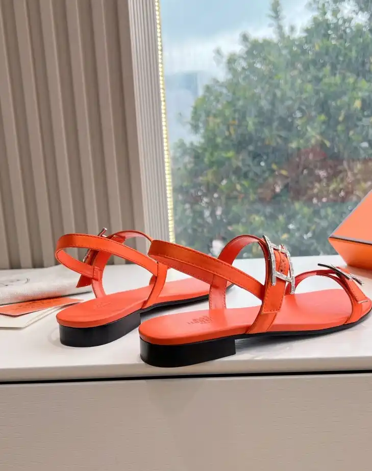 hype Hermes Sandals