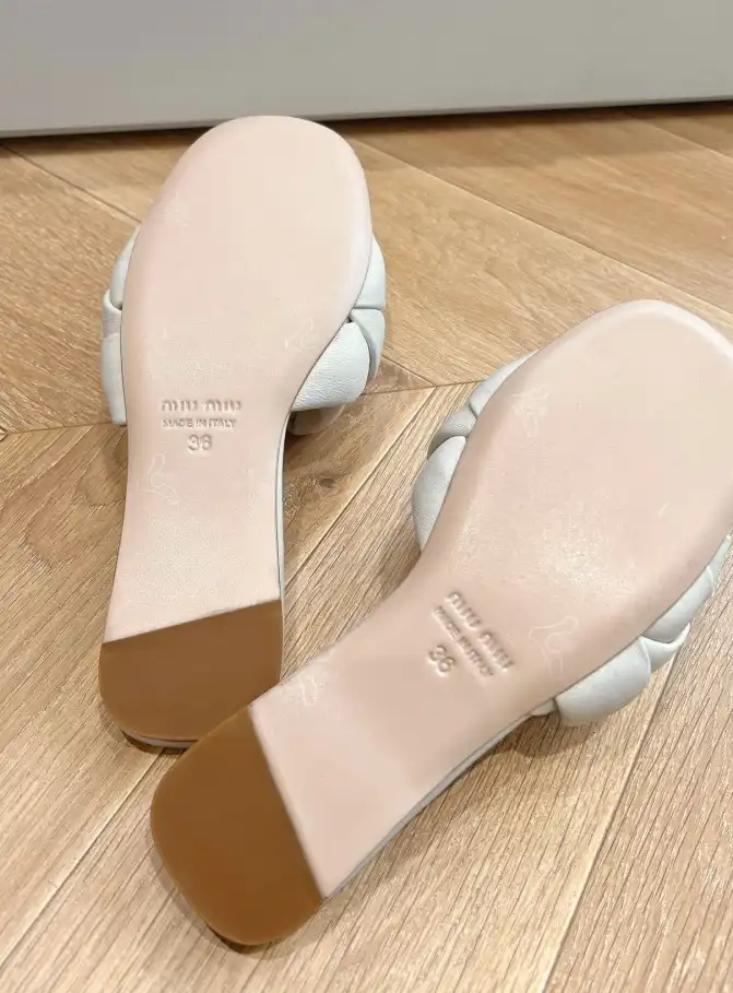 hype Miu Miu Slippers